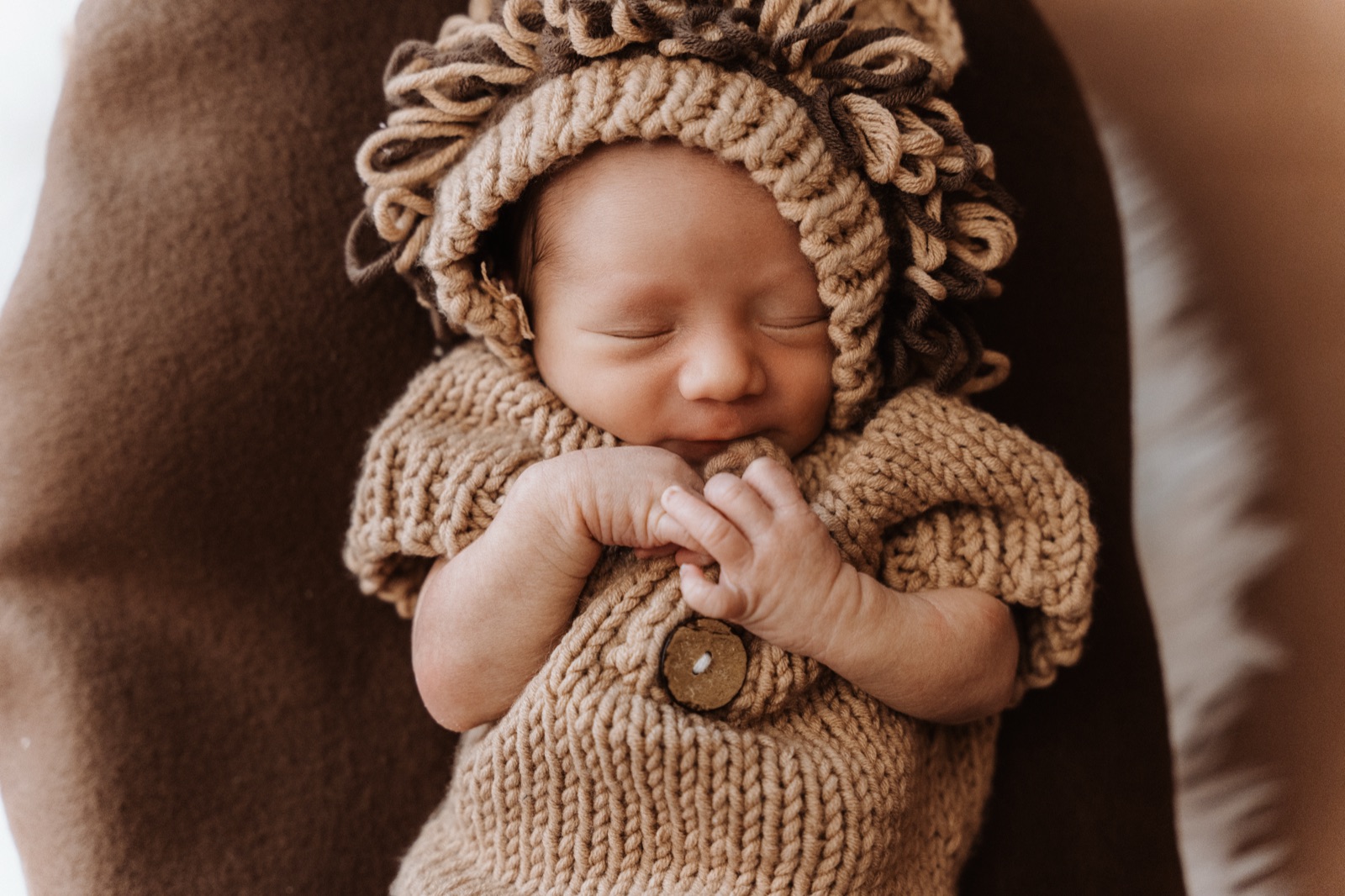Fotografo newborn Milano — servizio fotografico neonato 8
